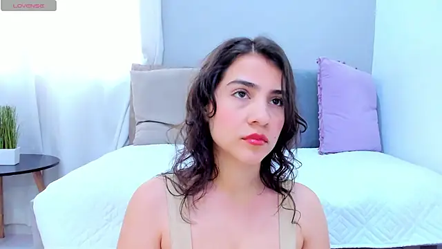 Snapshot of Miranda_doll_ chatting on March 22, 2025, 12:25 pm Miranda doll online show from March 22, 2025, 12:25 pm