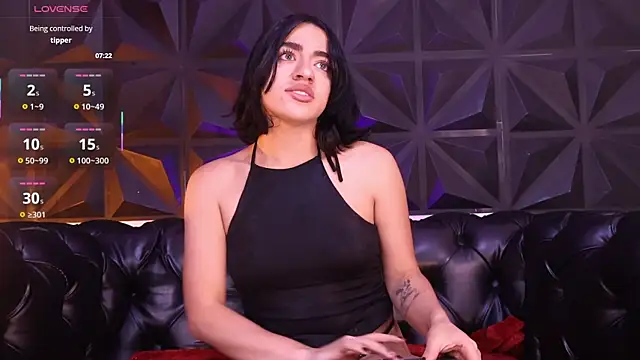 Snapshot of KasiaNoir_ chatting on January 13, 2026, 12:20 pm KasiaNoir online show from January 13, 2026, 12:20 pm