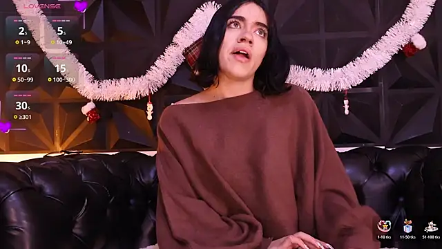 Snapshot of KasiaNoir_ chatting on December 19, 2025, 12:07 pm KasiaNoir online show from December 19, 2025, 12:07 pm