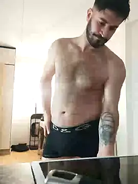 Analcholic online show from December 20, 2024, 5:29 pm