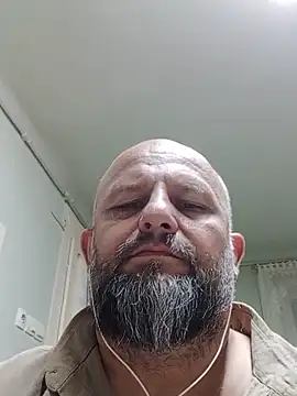 Snapshot of AlexandruCsaba chatting on June 16, 2026, 8:31 pm AlexandruCsaba online show from June 16, 2026, 8:31 pm