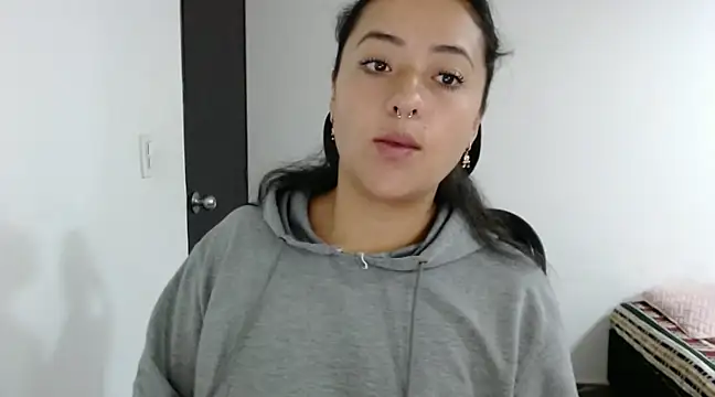 Snapshot of jjulietha95 chatting on January 23, 2025, 8:46 am jjulietha95 online show from January 23, 2025, 8:46 am