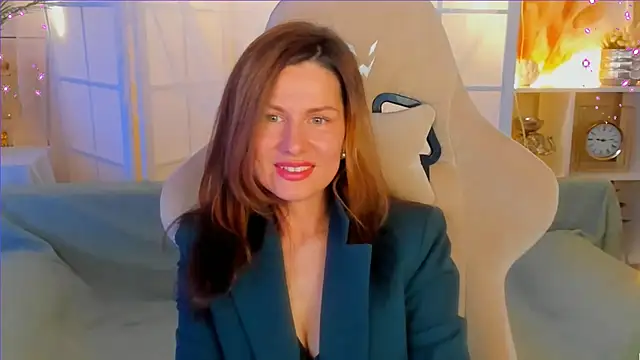 April o Nill online show from December 7, 2024, 9:44 am