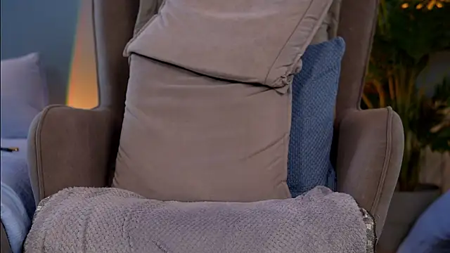 Snapshot of _keeti_ chatting on March 22, 2025, 12:25 pm keeti online show from March 22, 2025, 12:25 pm