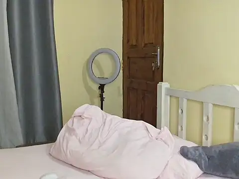 Snapshot of assnatioooo chatting on December 16, 2025, 10:14 pm assnatioooo online show from December 16, 2025, 10:14 pm