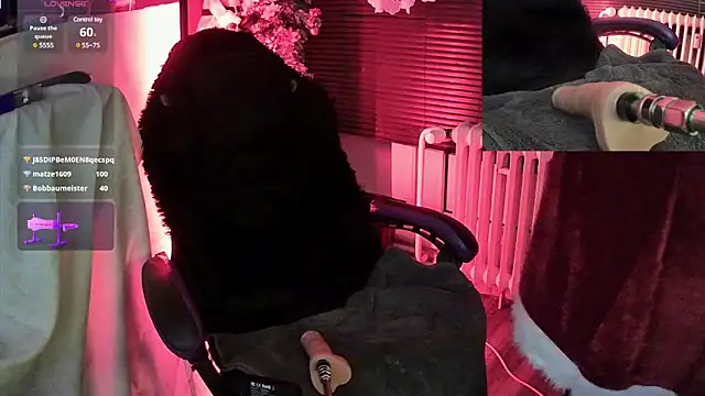 Fantasie-Hot-Sarah online show from December 6, 2024, 1:13 am