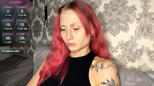 Snapshot of MarthaGees chatting on December 5, 2025, 5:00 pm MarthaGees online show from December 5, 2025, 5:00 pm