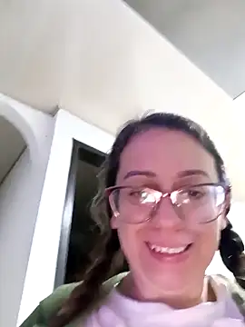 Snapshot of miss_hanna07 chatting on April 21, 2026, 2:25 am miss hanna07 online show from April 21, 2026, 2:25 am
