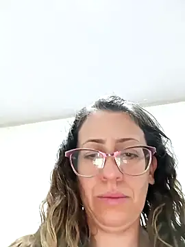 miss hanna07 online show from December 16, 2025, 2:16 am