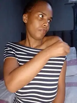 Snapshot of SexySlenderLexy chatting on January 10, 2026, 9:26 am SexySlenderLexy online show from January 10, 2026, 9:26 am