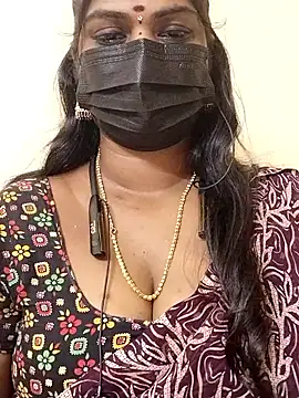 Snapshot of mayaa2u chatting on March 21, 2026, 6:34 pm mayaa2u online show from March 21, 2026, 6:34 pm