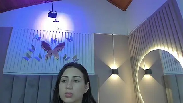 diosa cristal online show from March 21, 2025, 3:22 am