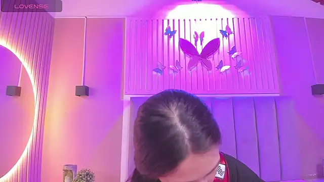 diosa cristal online show from October 18, 2025, 4:03 am