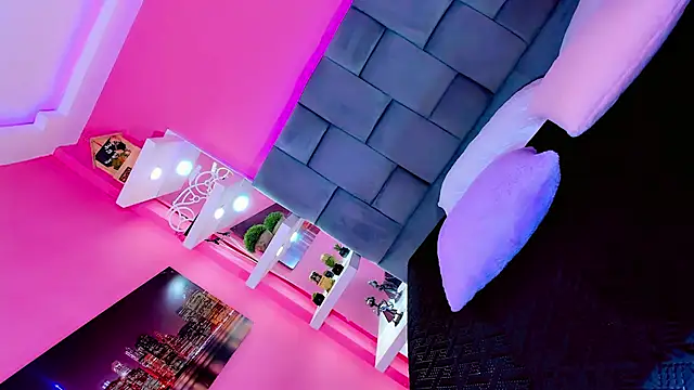 Saamanthaa11 online show from March 23, 2026, 5:07 am