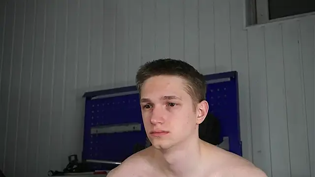 Snapshot of dustyn_fox chatting on February 22, 2026, 3:31 am dustyn fox online show from February 22, 2026, 3:31 am