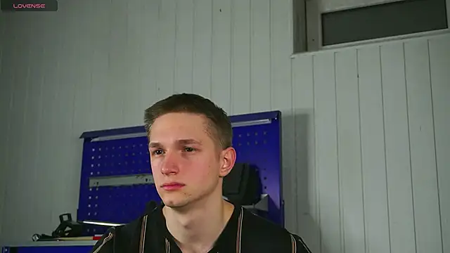 Snapshot of dustyn_fox chatting on February 9, 2026, 4:38 pm dustyn fox online show from February 9, 2026, 4:38 pm