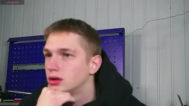 Snapshot of dustyn_fox chatting on January 14, 2026, 3:48 pm dustyn fox online show from January 14, 2026, 3:48 pm