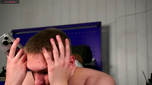 Snapshot of dustyn_fox chatting on December 19, 2025, 3:14 pm dustyn fox online show from December 19, 2025, 3:14 pm