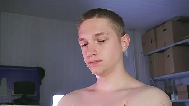 dustyn fox online show from March 28, 2026, 7:09 am