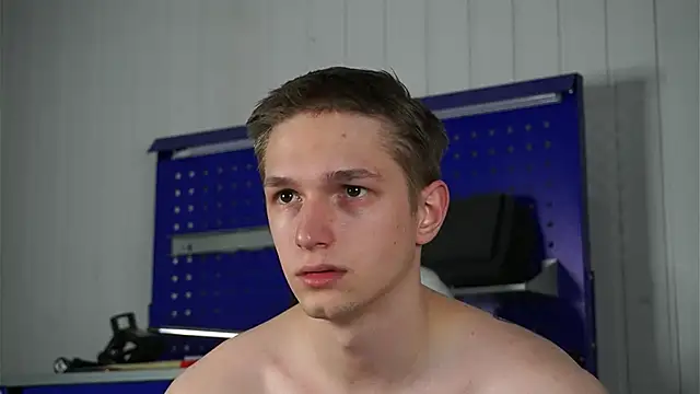 Snapshot of dustyn_fox chatting on February 26, 2026, 7:25 pm dustyn fox online show from February 26, 2026, 7:25 pm