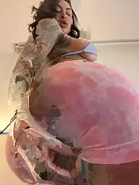 Snapshot of Iam_Annii chatting on September 23, 2025, 11:01 pm Iam Annii online show from September 23, 2025, 11:01 pm