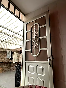 Effy Bonny online show from December 14, 2025, 3:28 pm