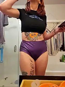 Snapshot of MissyRoulette chatting on March 23, 2025, 2:26 am MissyRoulette online show from March 23, 2025, 2:26 am