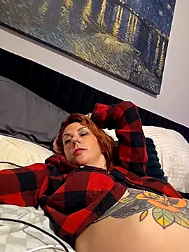 Snapshot of MissyRoulette chatting on October 11, 2025, 1:17 am MissyRoulette online show from October 11, 2025, 1:17 am