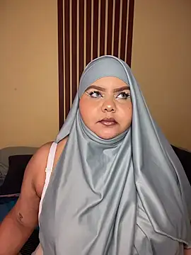  Shara Handal  online show from May 15, 2026, 8:23 am