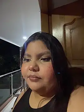  Shara Handal  online show from May 17, 2026, 9:31 am