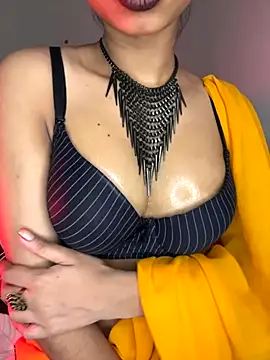 Snapshot of Hot-sexy222 chatting on September 29, 2025, 1:01 am Hot-sexy222 online show from September 29, 2025, 1:01 am