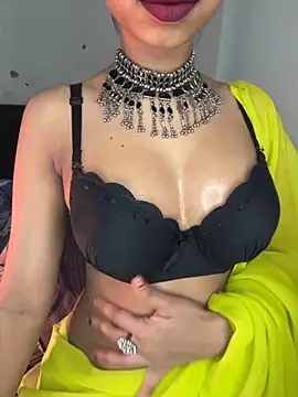 Snapshot of Hot-sexy222 chatting on September 21, 2025, 2:28 am Hot-sexy222 online show from September 21, 2025, 2:28 am