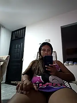 Snapshot of sexy-latin10 chatting on April 5, 2026, 2:07 am sexy-latin10 online show from April 5, 2026, 2:07 am