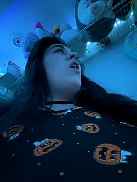 ThicBunz online show from October 23, 2025, 1:59 am