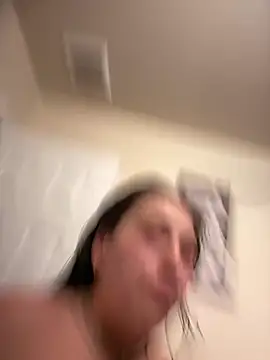 ThicBunz online show from March 22, 2026, 3:46 pm