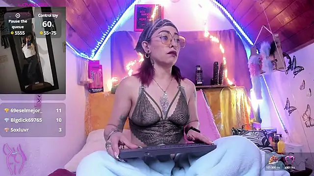 staacy37 online show from March 18, 2025, 7:44 am