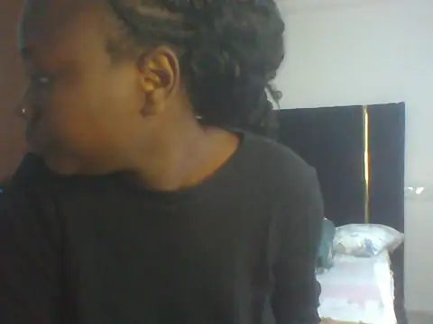 Snapshot of Sexiebony12 chatting on June 19, 2026, 8:20 am Sexiebony12 online show from June 19, 2026, 8:20 am