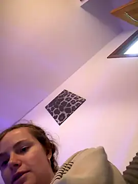 Piinkpandora online show from December 21, 2025, 8:42 pm