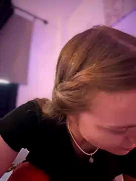 Piinkpandora online show from October 29, 2025, 5:45 pm