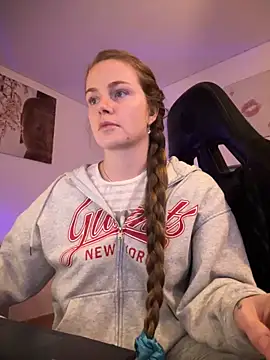 Piinkpandora online show from November 22, 2025, 9:46 pm