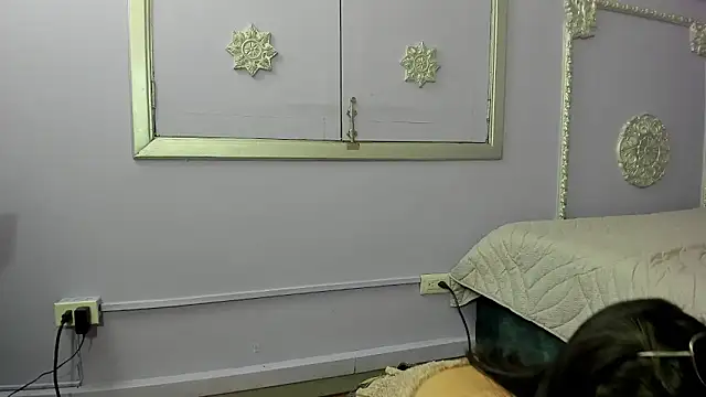 Snapshot of JeyLee chatting on December 22, 2025, 12:27 pm JeyLee online show from December 22, 2025, 12:27 pm