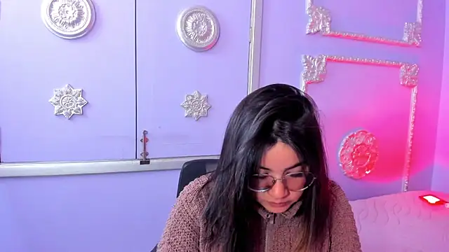 Snapshot of JeyLee chatting on December 2, 2025, 12:07 pm JeyLee online show from December 2, 2025, 12:07 pm