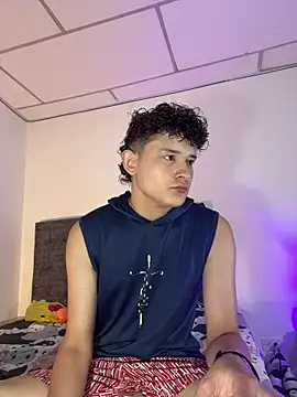 Snapshot of Nathan_Bluee chatting on November 23, 2025, 3:33 pm Nathan Bluee online show from November 23, 2025, 3:33 pm