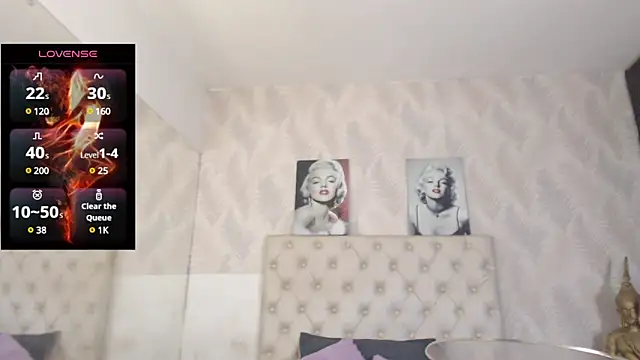 Snapshot of AvaLoch chatting on February 4, 2025, 7:40 am AvaLoch online show from February 4, 2025, 7:40 am