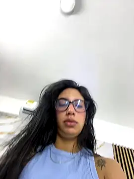 Snapshot of bdanevil chatting on October 22, 2025, 2:05 pm bdanevil online show from October 22, 2025, 2:05 pm