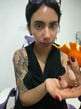 Snapshot of bdanevil chatting on March 19, 2025, 1:21 am bdanevil online show from March 19, 2025, 1:21 am