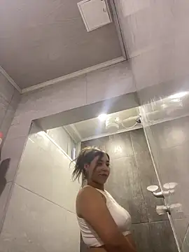 Snapshot of Khalyk_G chatting on March 23, 2025, 12:58 am Khalyk G online show from March 23, 2025, 12:58 am