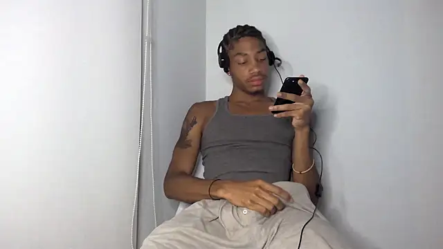 Skinnyblackman online show from October 1, 2025, 2:06 am