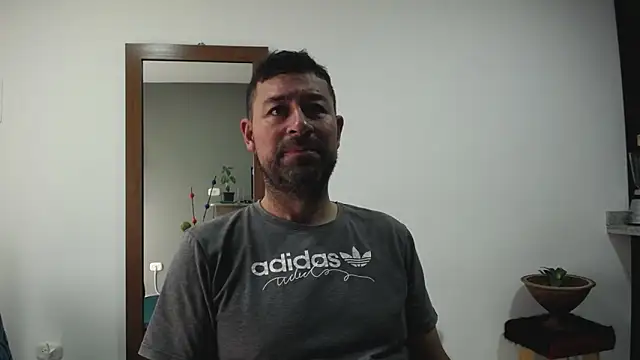 Snapshot of ambar_jacksonn chatting on October 1, 2025, 7:29 pm ambar jacksonn online show from October 1, 2025, 7:29 pm