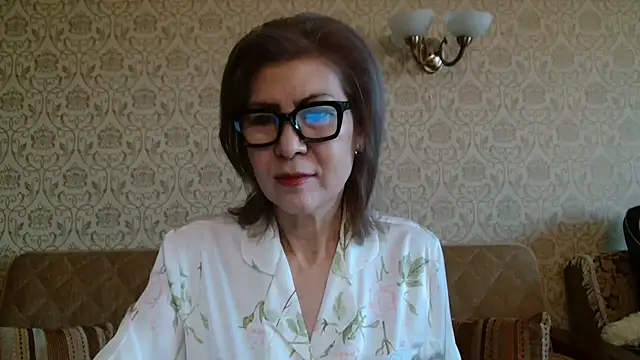 Snapshot of Elegant00Lady chatting on November 30, 2025, 2:56 am Elegant00Lady online show from November 30, 2025, 2:56 am